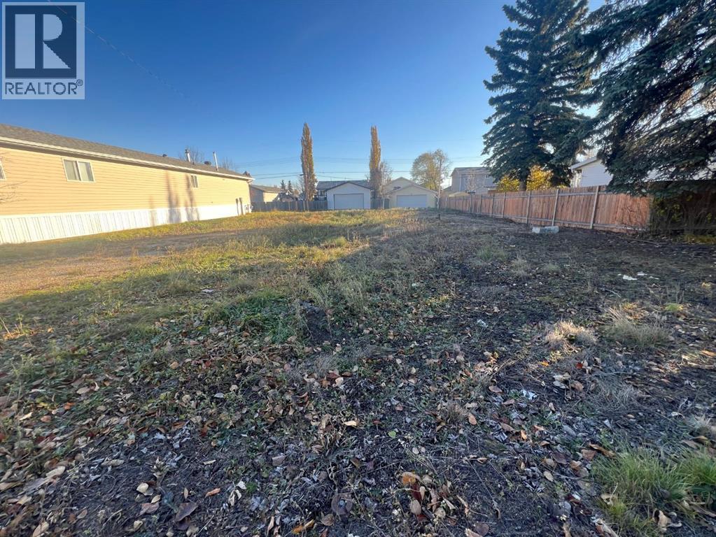 5507 Wagoner Cres, Whitecourt, AB T7S 1A8