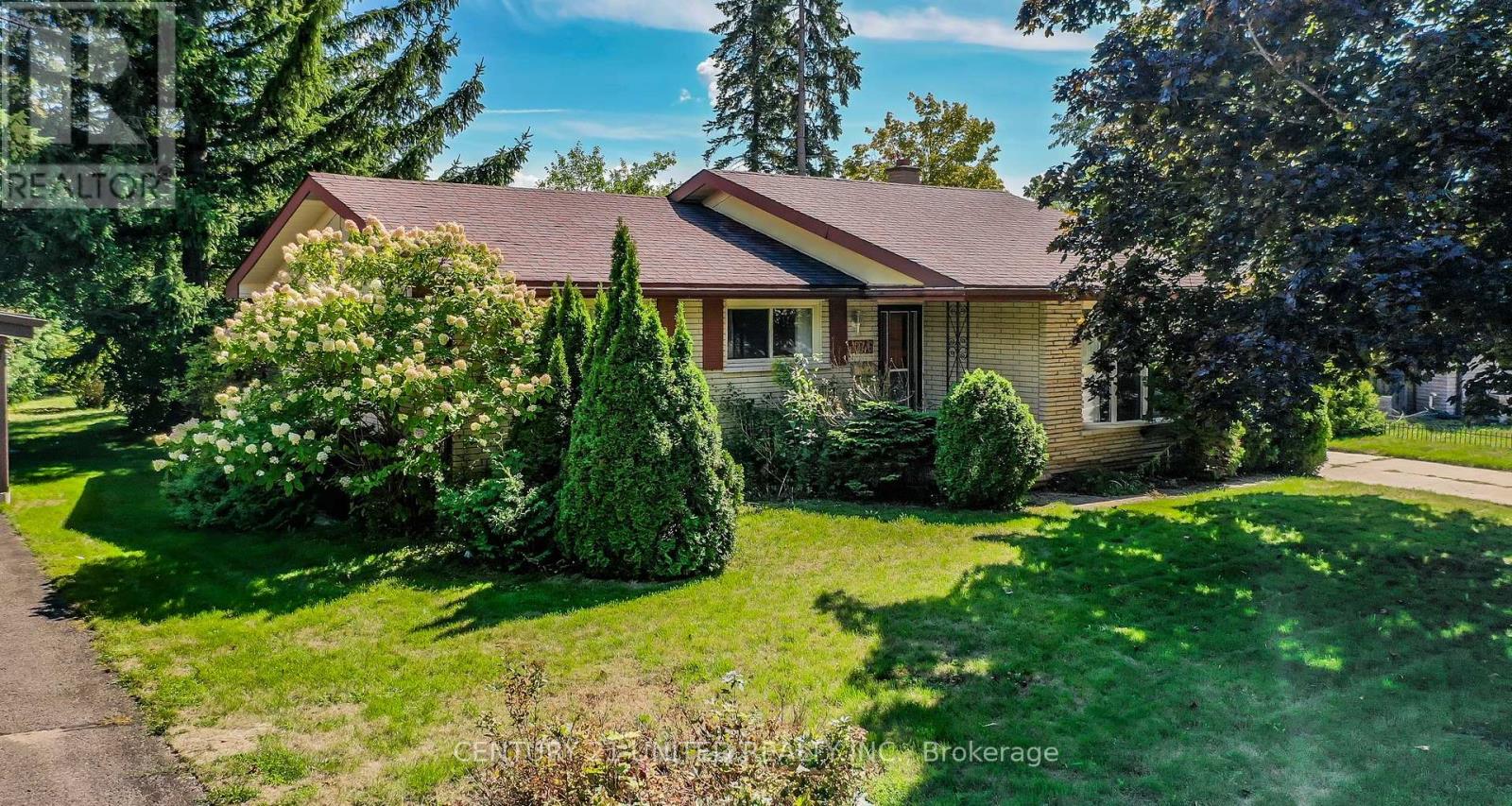 1246 Franklin Dr Ward 5 Dr, Peterborough, ON K9H 6Z4
