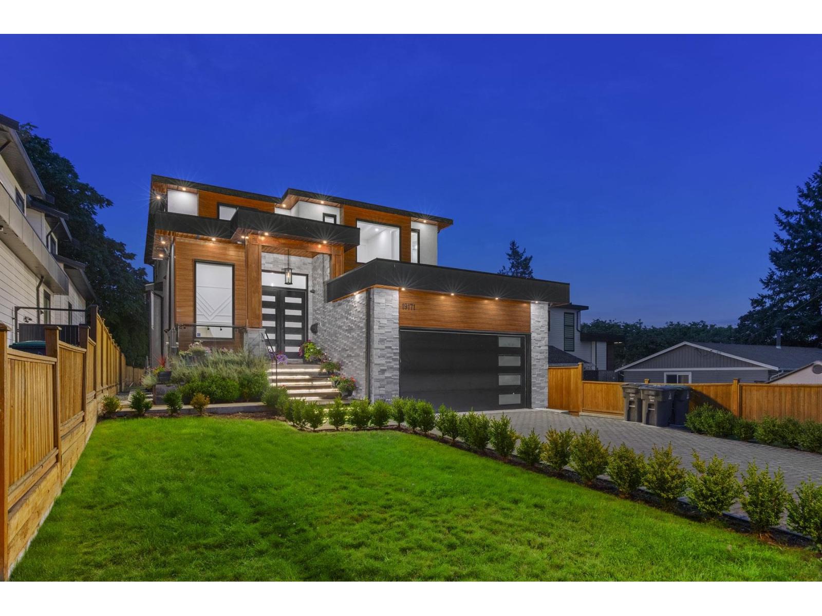 60 Avenue Unit 19171 #b, Surrey, BC V3S 7T8
