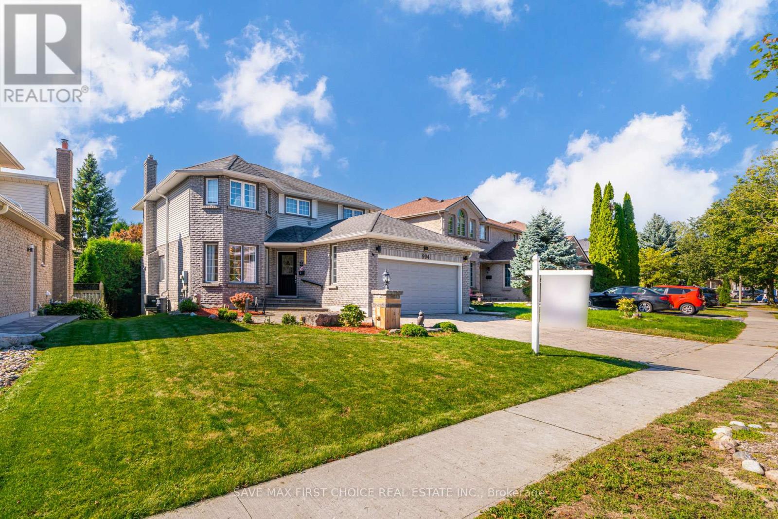 994 Copperfield Dr, Oshawa, ON L1K 1S4