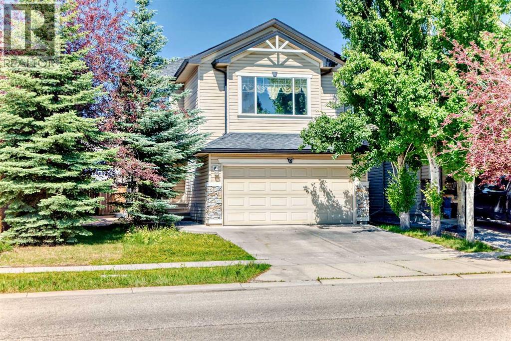 79 Everstone Dr SW, Calgary, AB T2Y 4N9