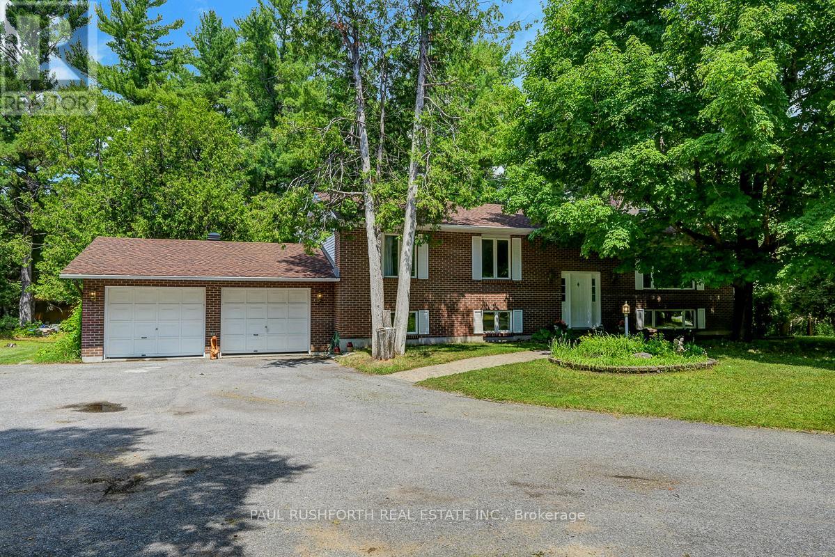 136 Grey Stone Dr, Ottawa, ON K0A 1L0