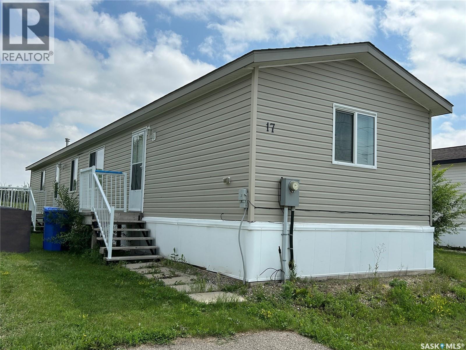 2004 Alice Road Unit 17, Estevan, SK S4A 3A7