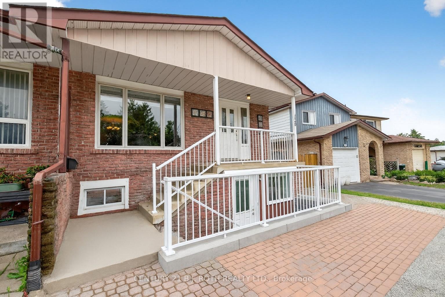 120 Kozlov St, Barrie, ON L4N 4P9