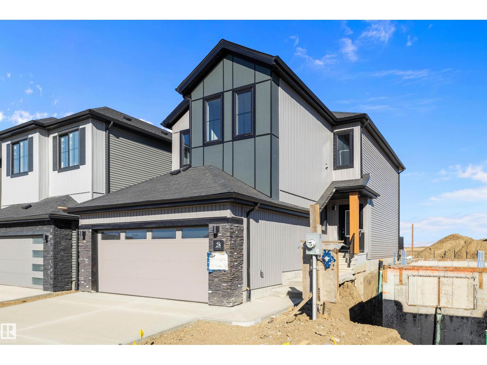 28 Chartres Cl, St. Albert, AB T8T 2C9