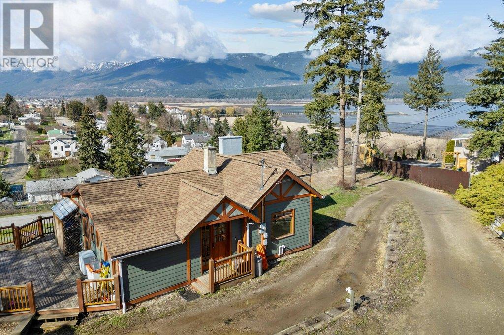 10 Avenue Ne Unit 1321, Salmon Arm, BC V1E 2V6