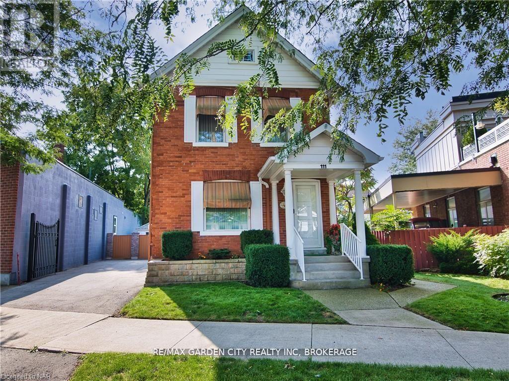 111 Lake St, St. Catharines, ON L2R 5X7