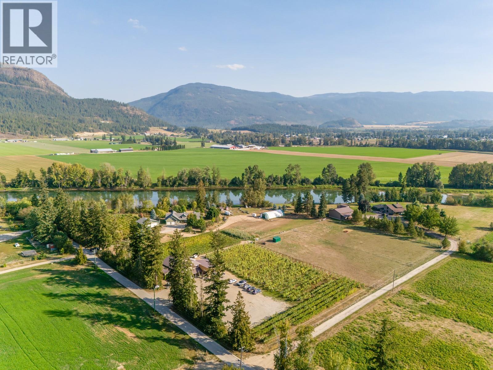 70 Waterside Rd, Enderby, BC V0E 1V3