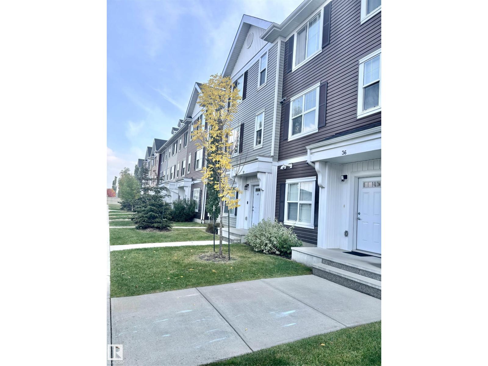 903 Crystallina Nera Way Northwest #36, Edmonton, AB T5Z 0N6
