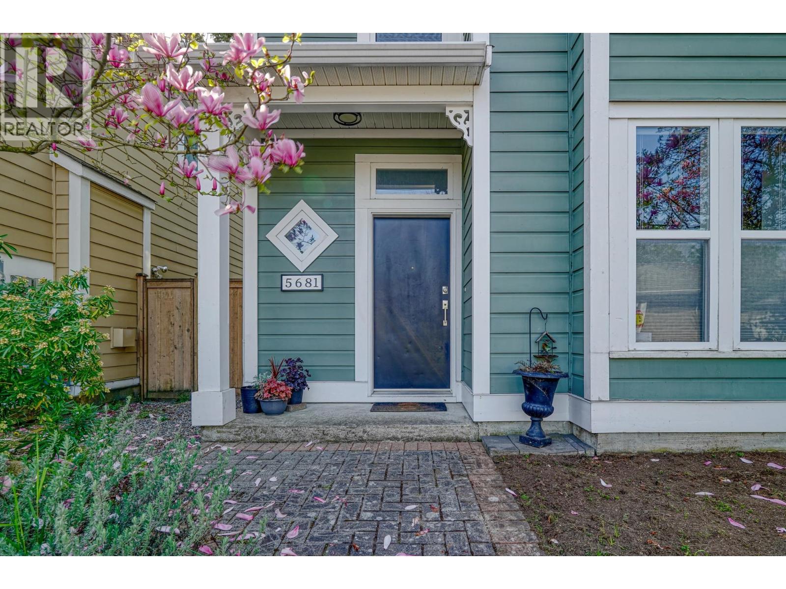 47 Avenue Unit 5681 #a, Delta, BC V4K 4B5