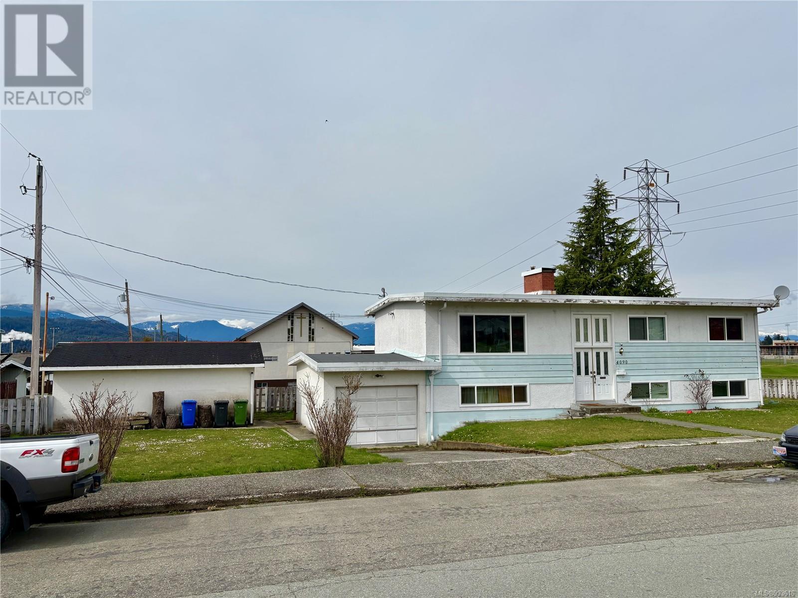 4090 Wood Ave S, Port Alberni, BC V9Y 7S6
