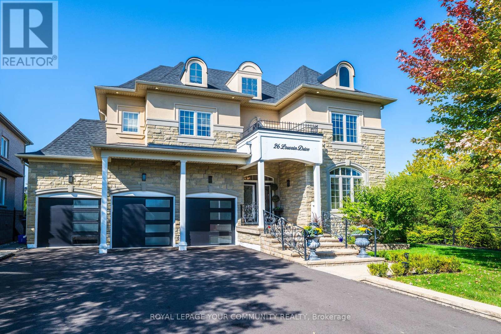 26 Louvain Dr, Brampton, ON L6P 1W6