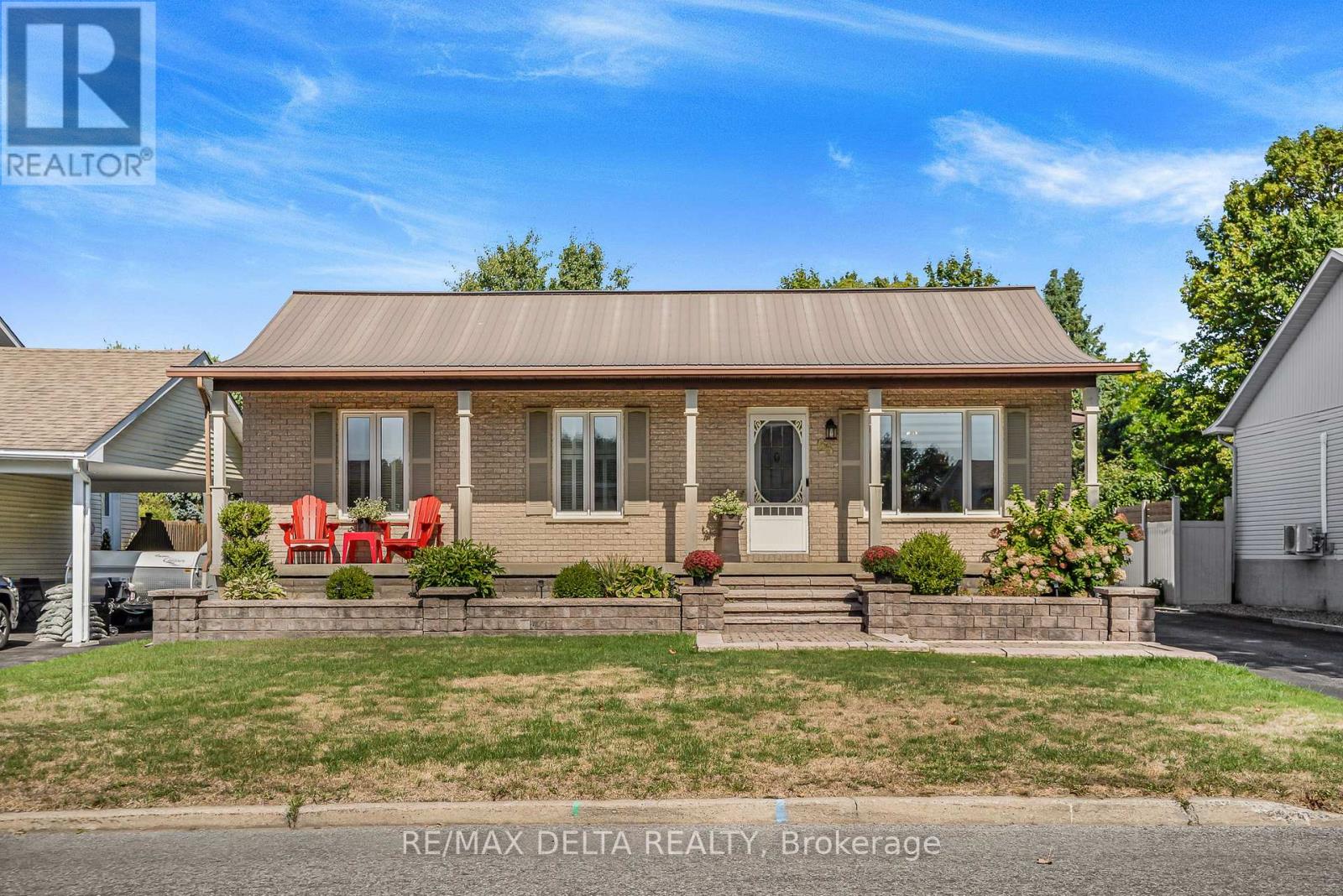 65 Bernard Cres, Champlain, ON K0B 1K0