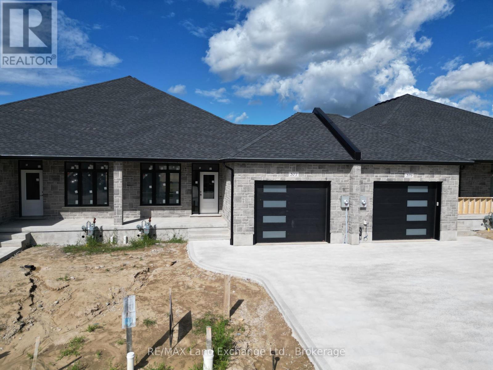 377 Rosner Dr, Saugeen Shores, ON N0H 2C8