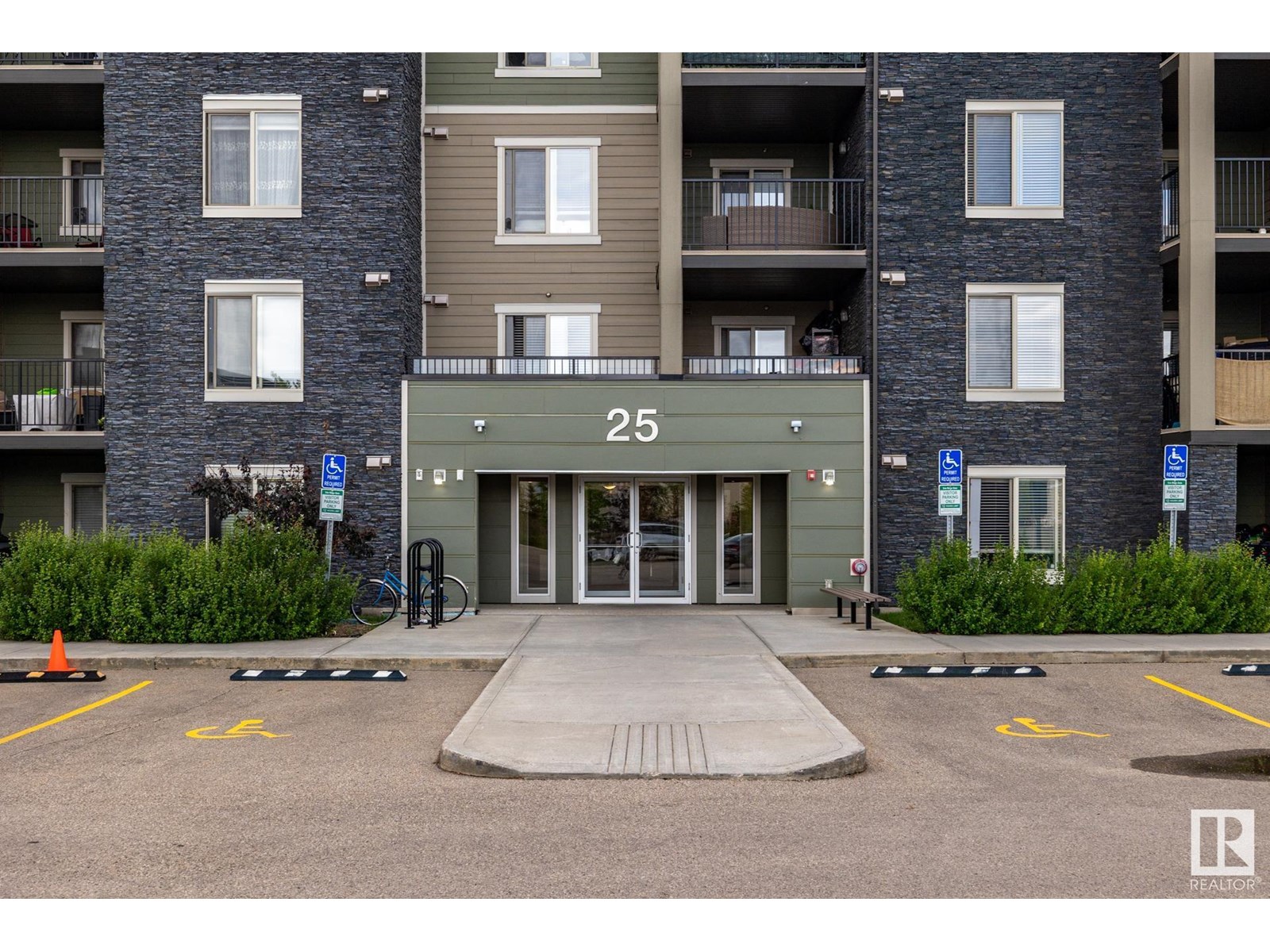 25 Element Drive North #204, St. Albert, AB T8N 7S1