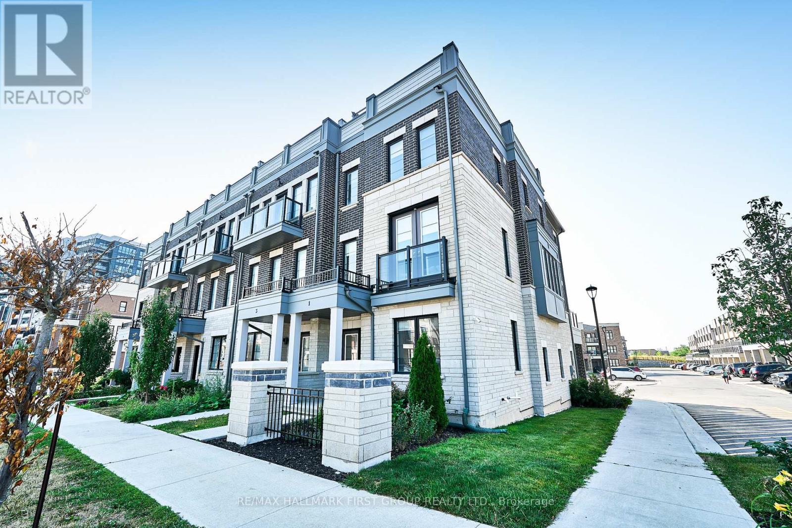 1 Clarington Blvd, Clarington, ON L1C 7E8