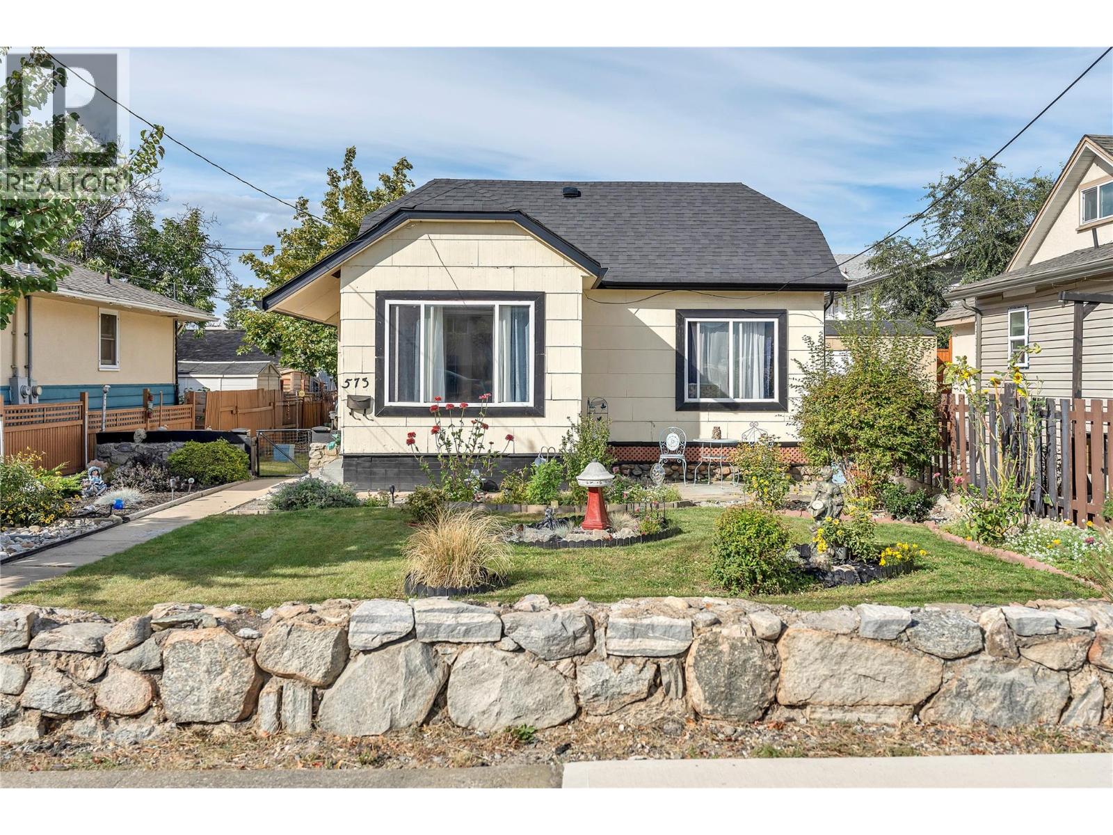 573 Jermyn Ave, Penticton, BC V2A 2E2