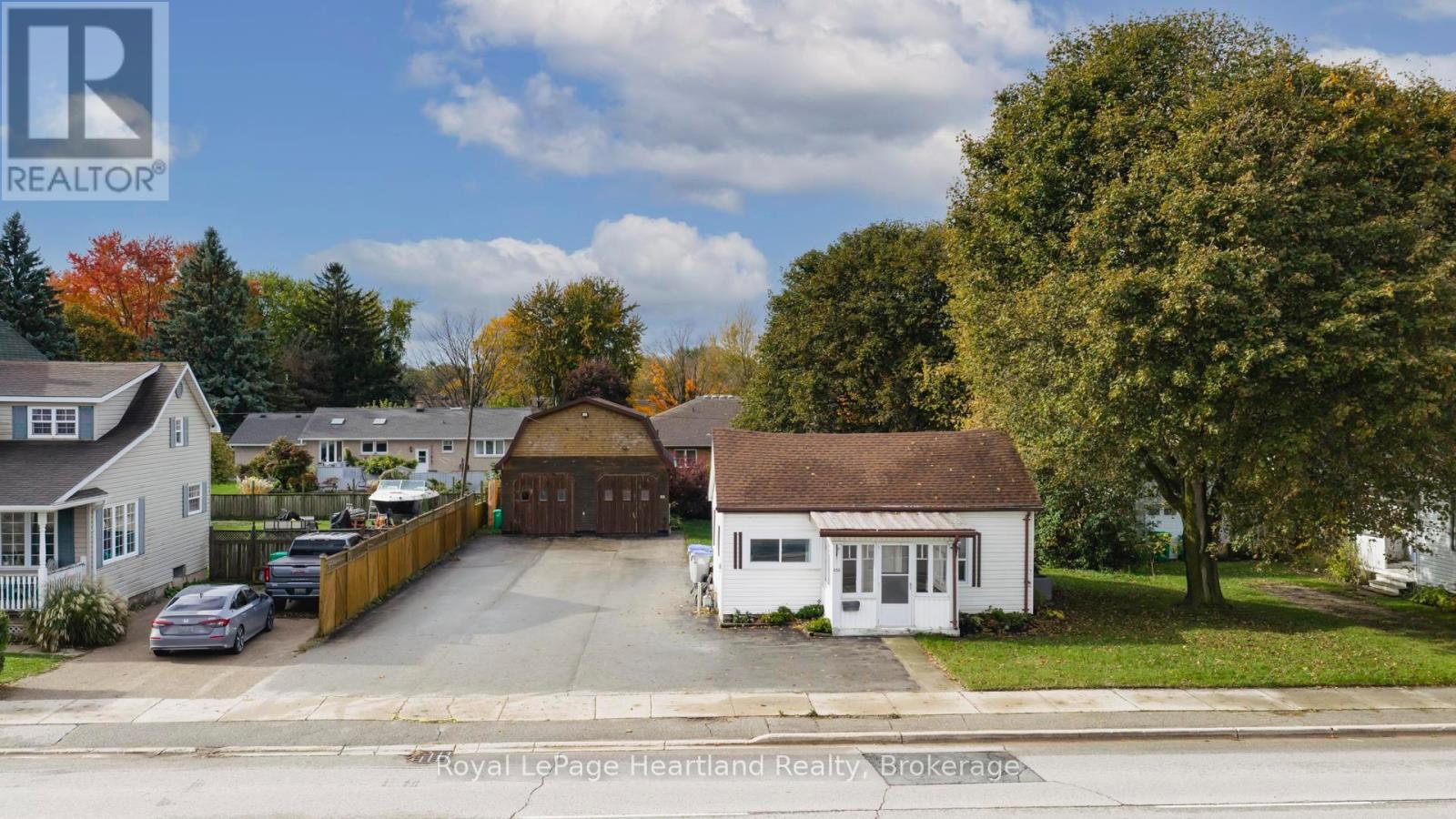 252 Huron Rd, Goderich, ON N7A 2Z9