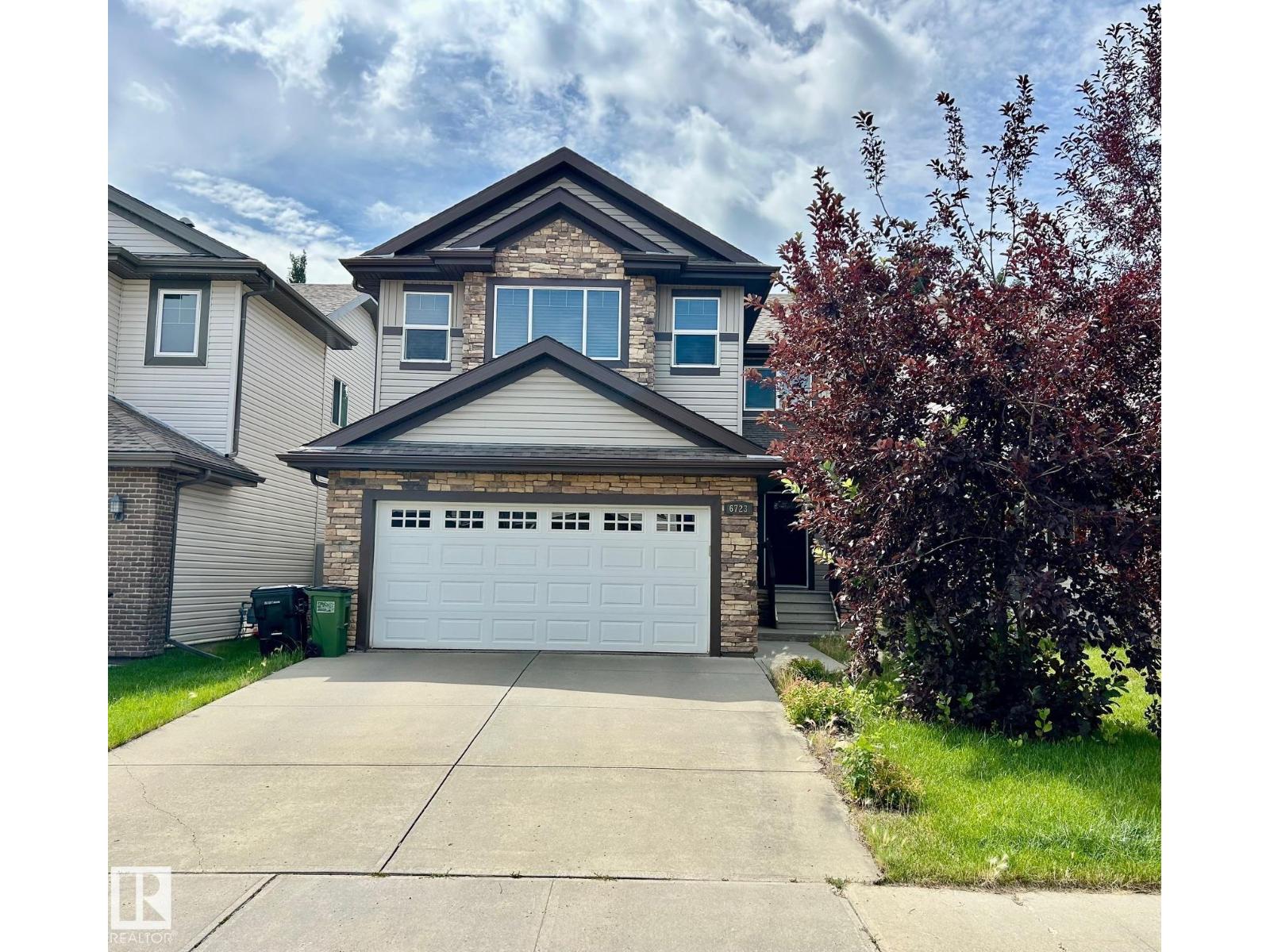 19 Av Sw Unit 6723, Edmonton, AB T6X 0L8