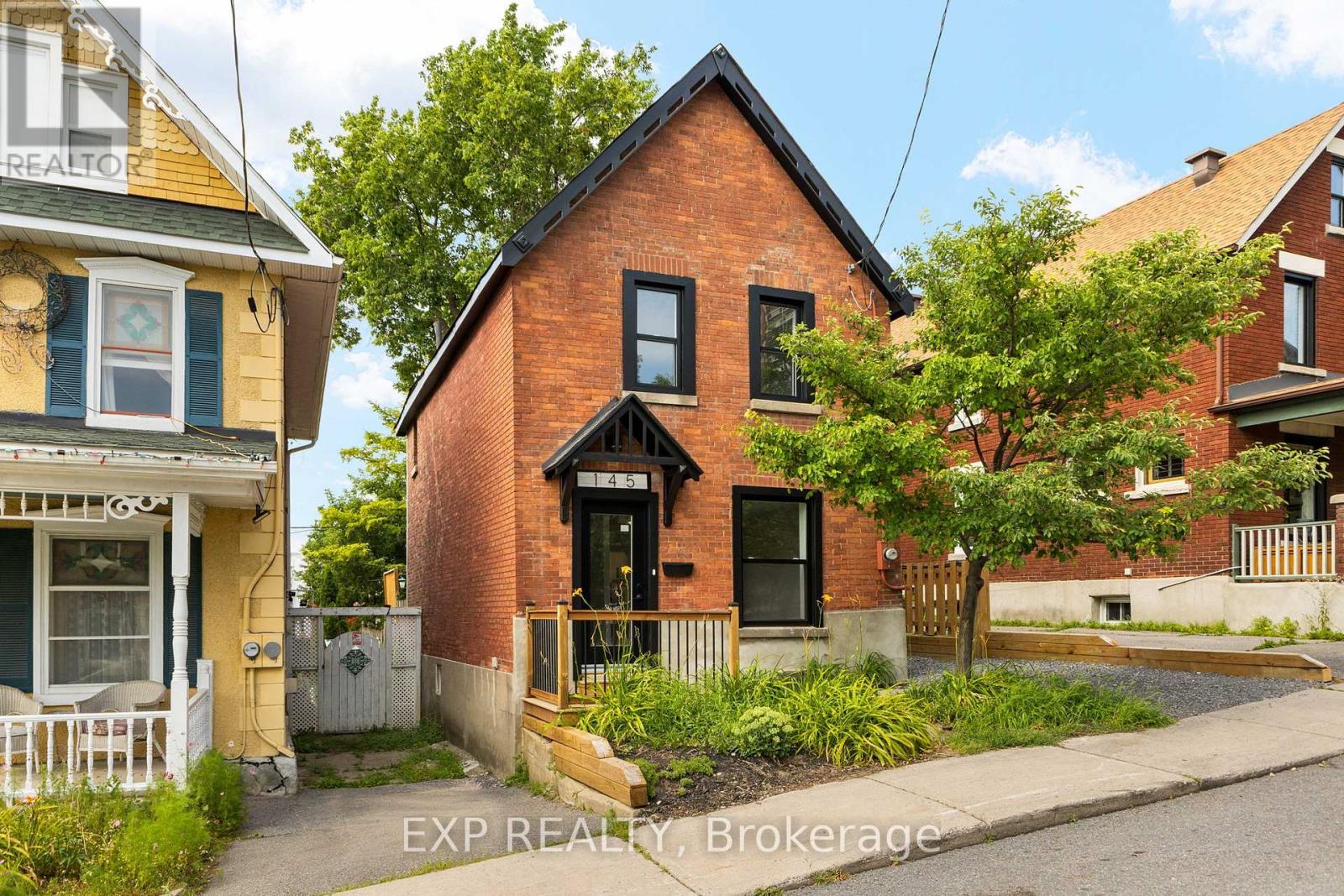 145 Willow St, Ottawa, ON K1R 6W2