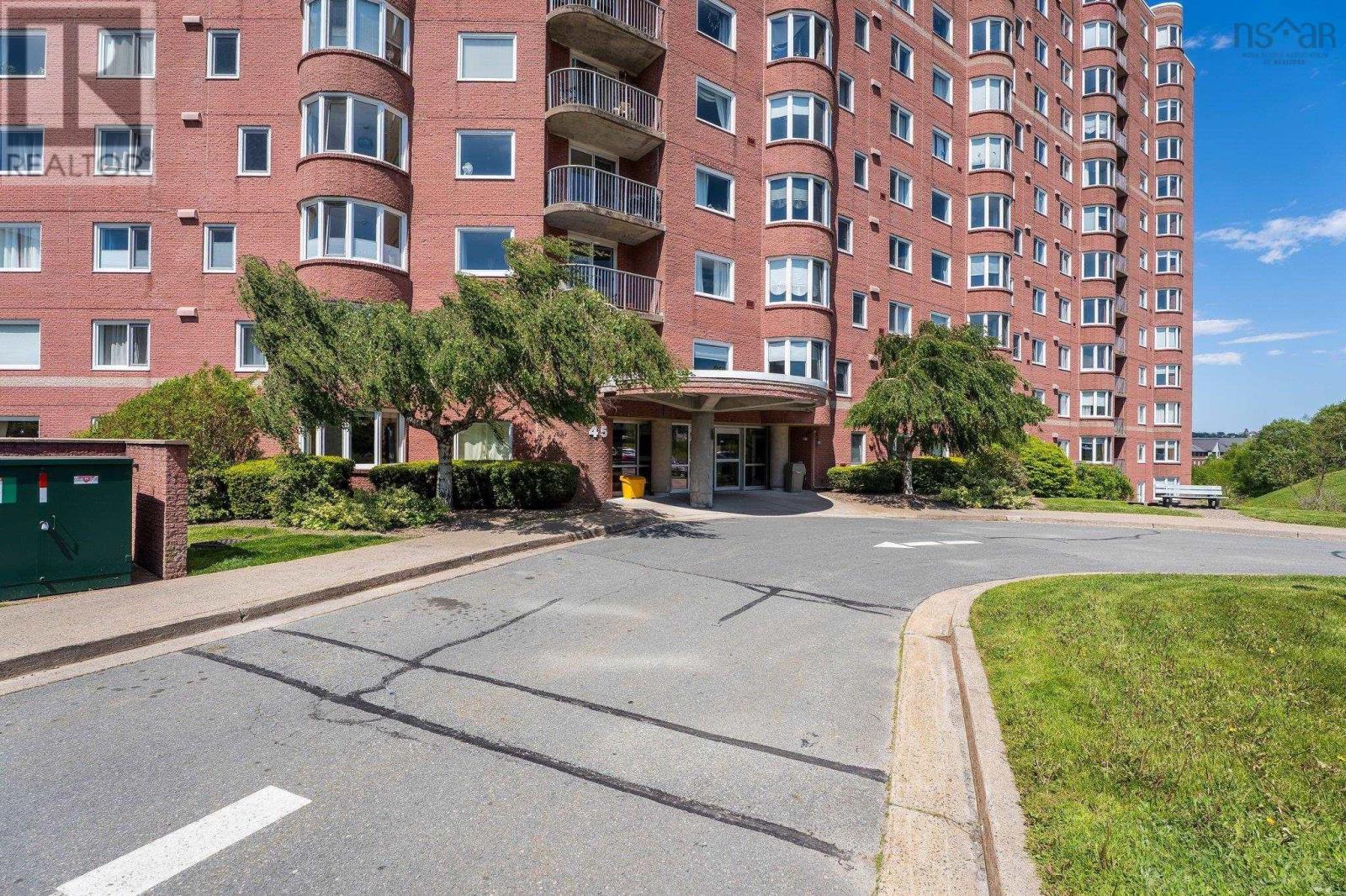 45 Vimy Avenue Unit 612, Halifax, NS B3M 4C5
