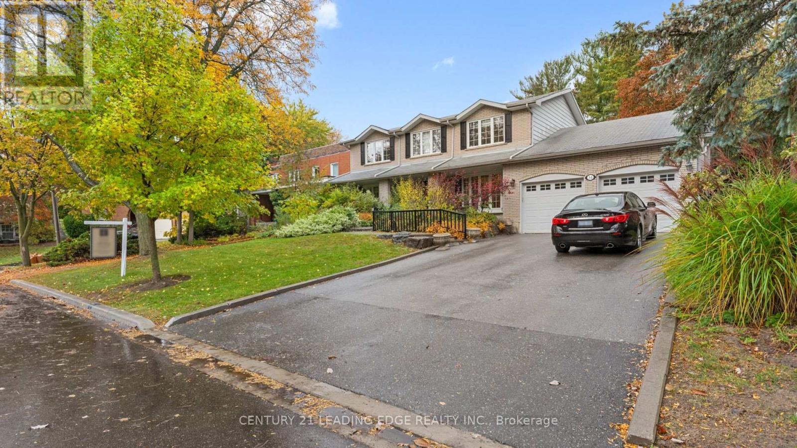 34 Forest Park Cres, Markham Royal Orchard, ON L3T 2M7