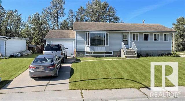 3 Av Unit 715 #715, Fox Creek, AB T0H 1P0