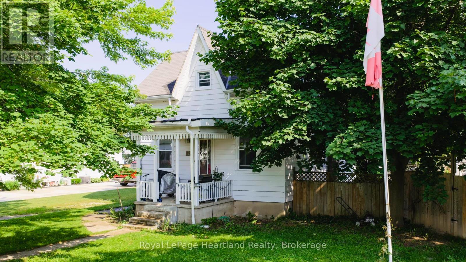 88 Richmond St N, Bluewater, ON N0M 1X0