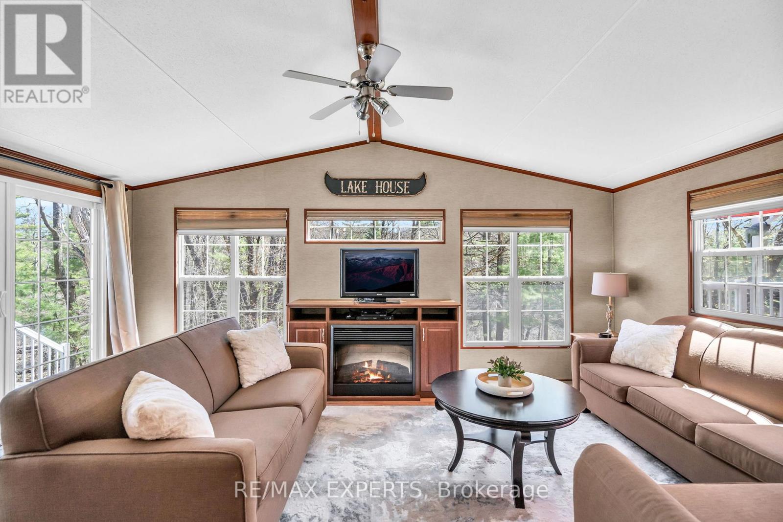 8 1336 S Morrison Lake Rd, Gravenhurst, ON P1P 1R2