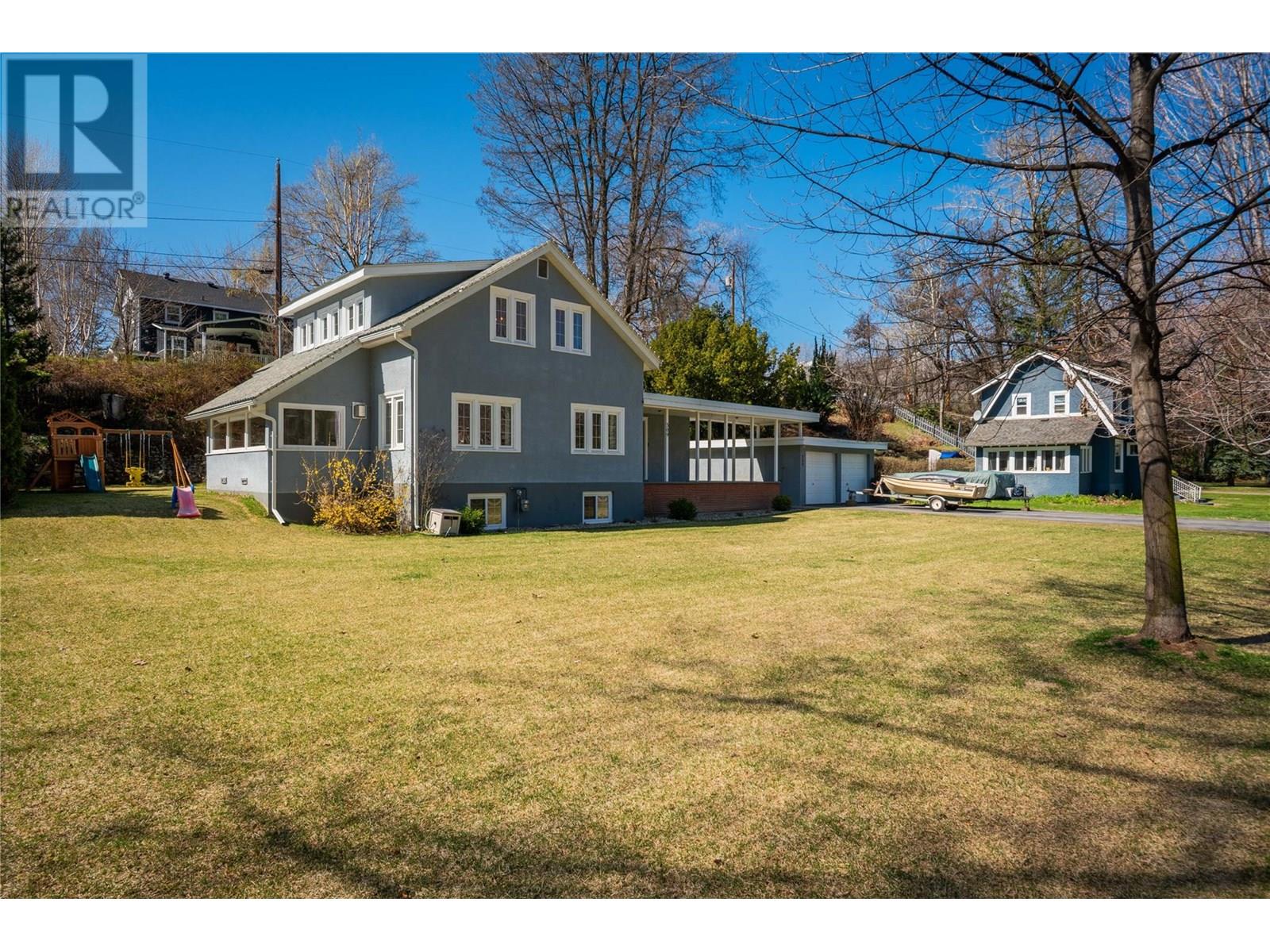 309 Ritchie Ave, Trail, BC V1R 1H1