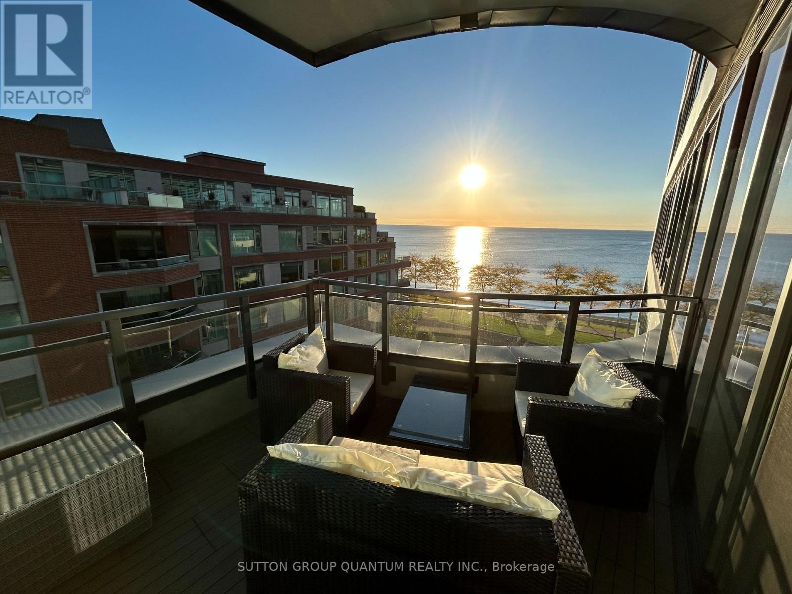 504 55 Port St E, Mississauga, ON L5G 4P3