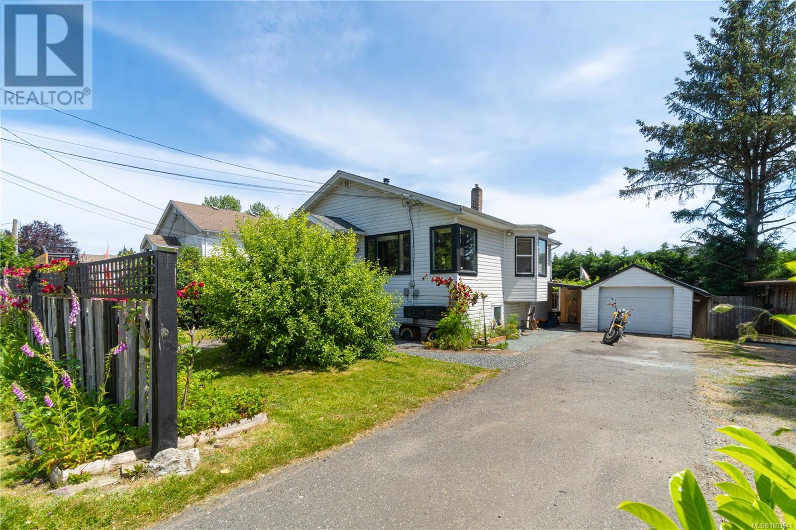 125 Harewood Rd, Nanaimo, BC V9R 2Y7