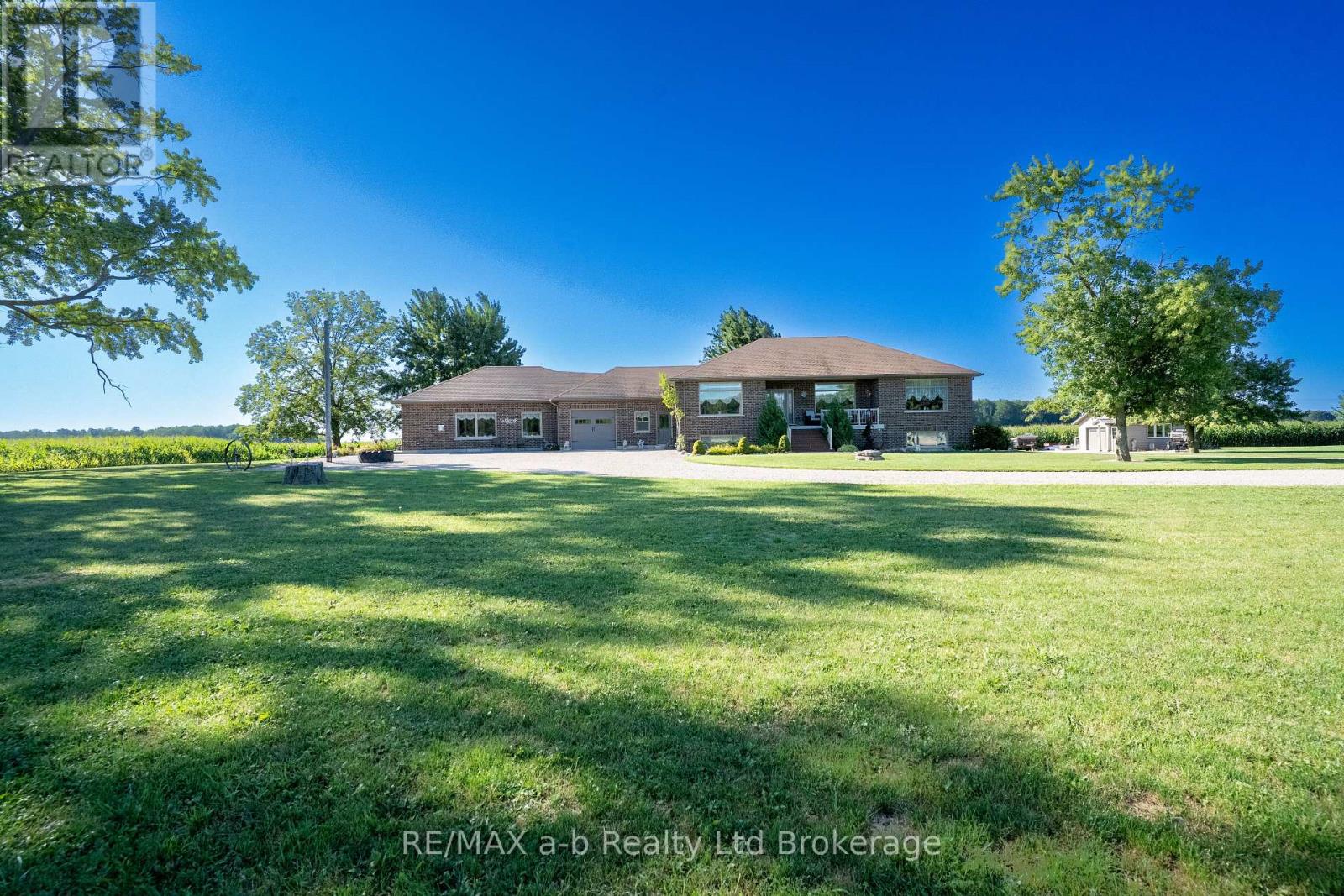324500 Mount Elgin Rd, South-West Oxford, ON N0J 1N0