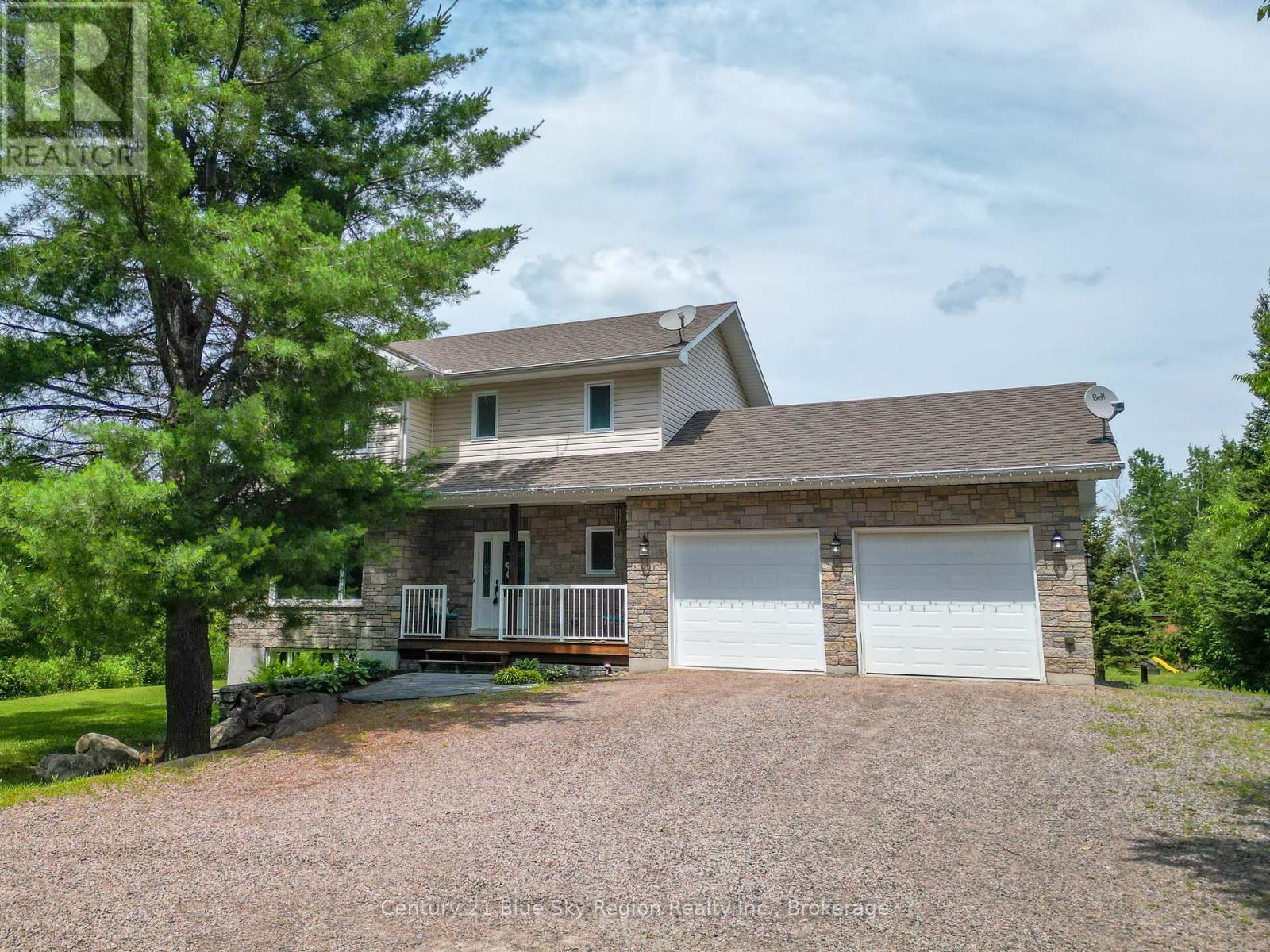 270 Treadlightly Dr, East Ferris Corbeil, ON P1B 8Z4