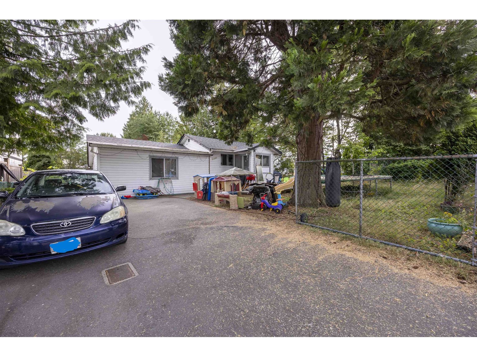 110 Avenue Unit 14080, Surrey, BC V3R 1Z2