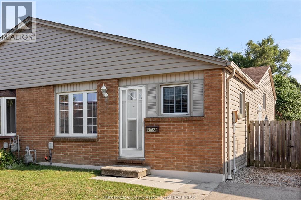 9733 Melville, Windsor, ON N8R 1B4