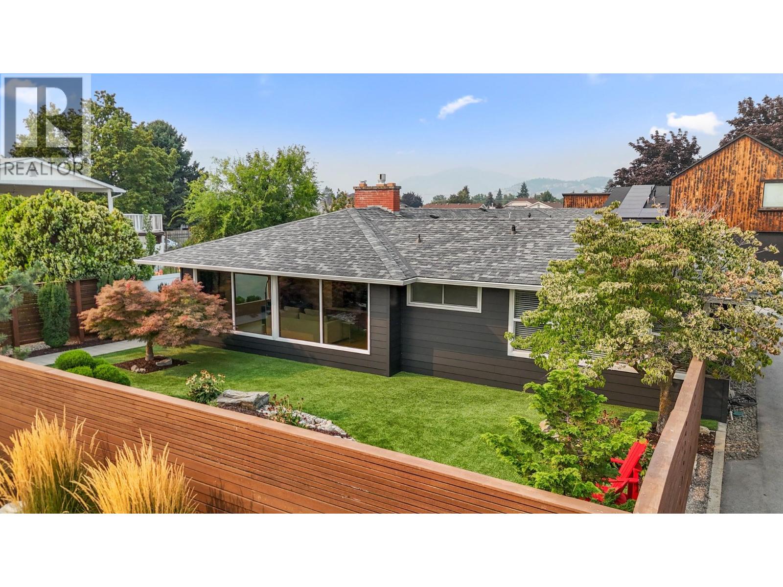 1470 Guisachan Pl, Kelowna, BC V1Y 7X7