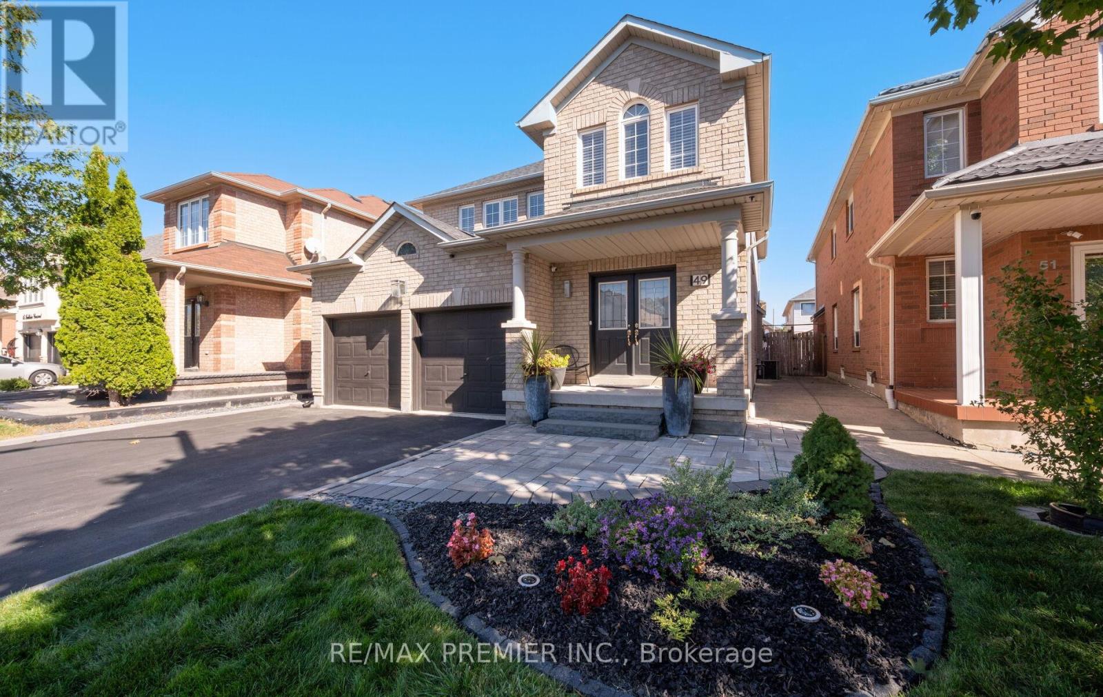 49 Fallstar Cres, Brampton, ON L7A 2J7