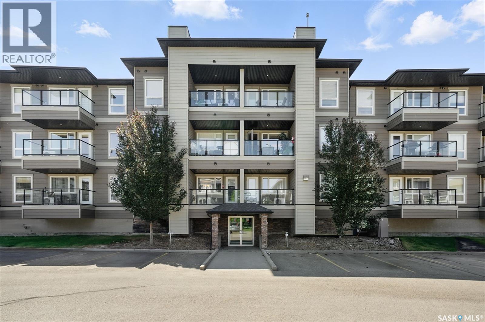 110 Willis Crescent Unit 5202, Saskatoon, SK S7T 0N5