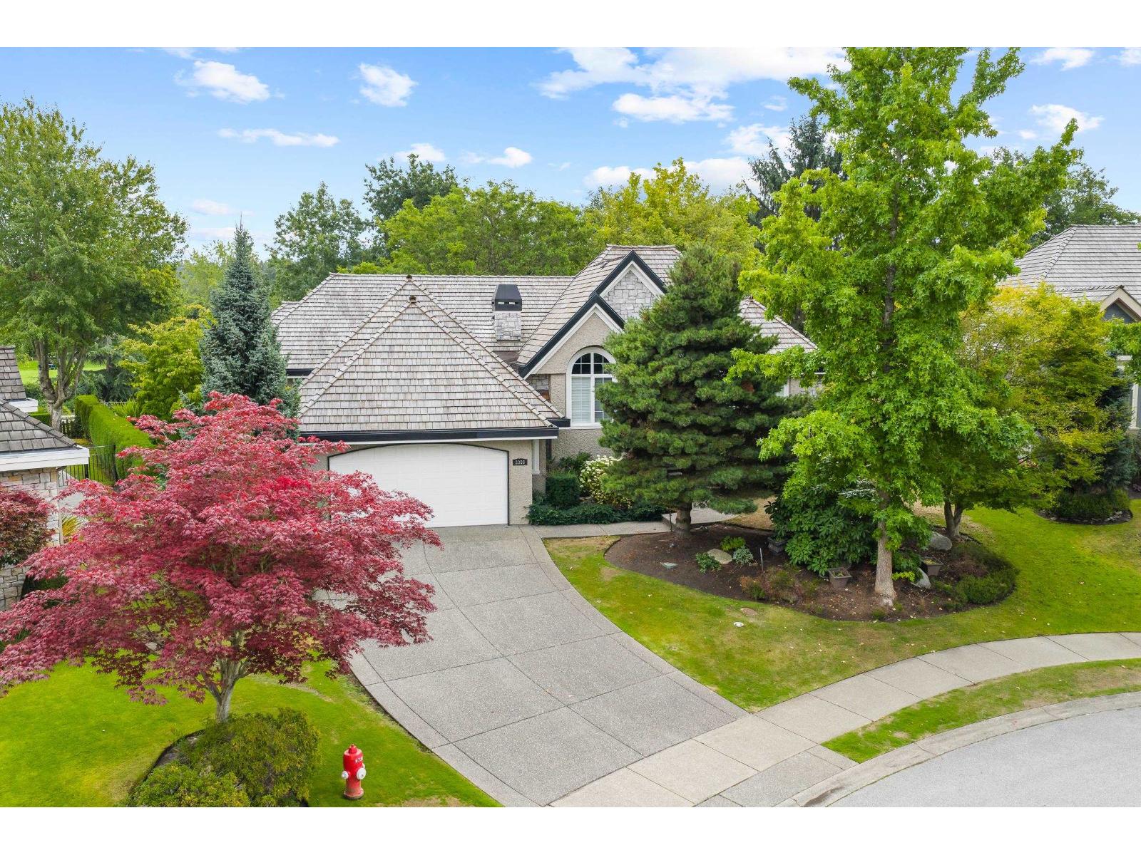 3388 Canterbury Dr, Surrey, BC V3Z 0J8