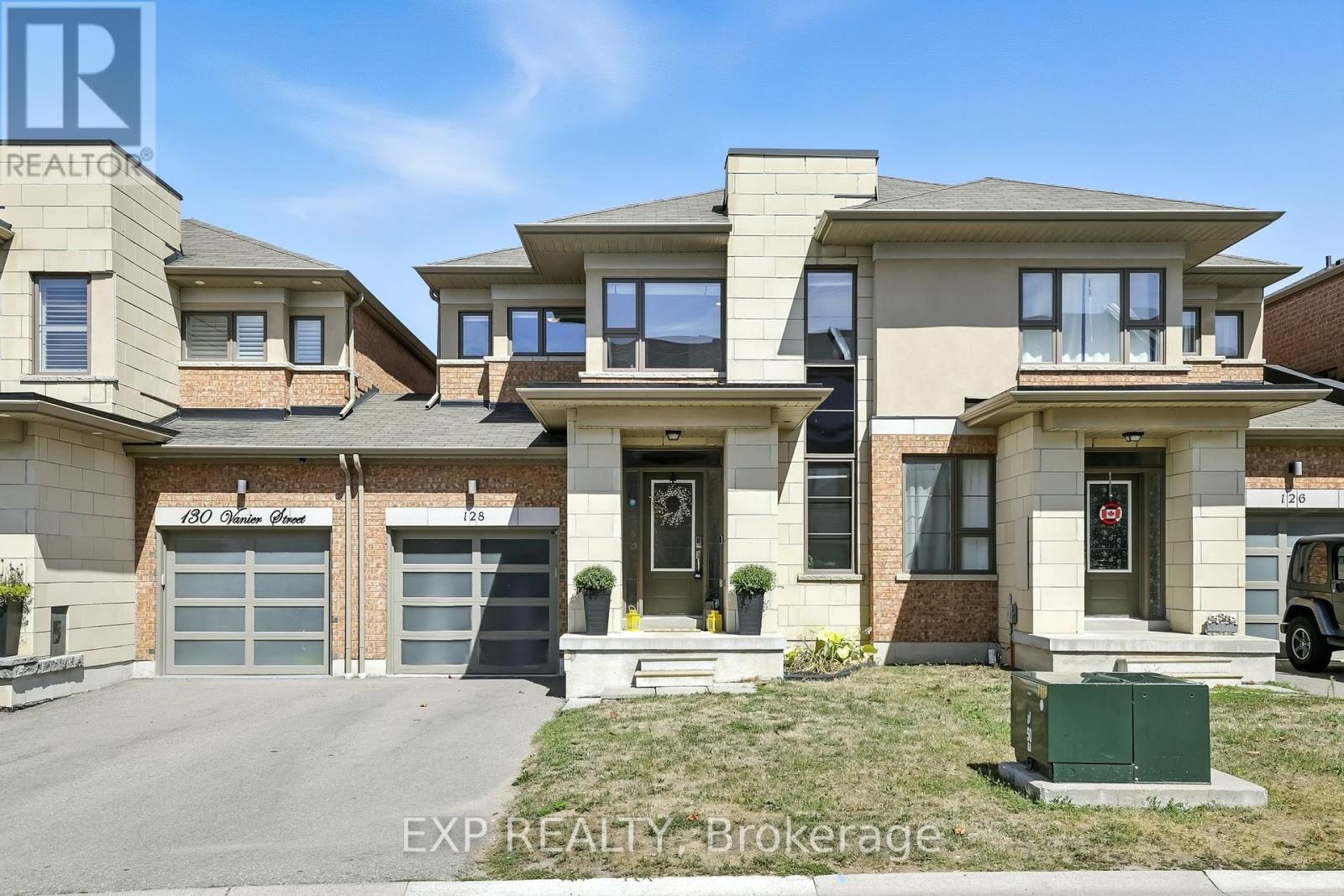 128 Vanier St, Whitby, ON L1R 0N3