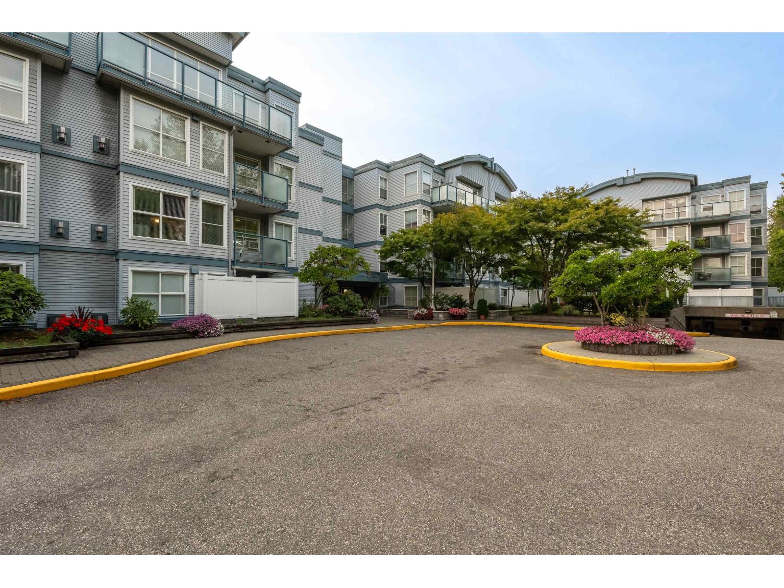 14885 100 Avenue Unit 409, Surrey, BC V3R 0W1
