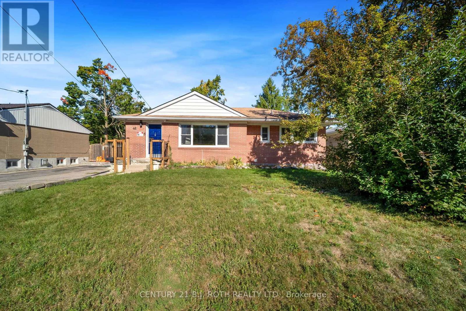 46 N Street W, Orillia, ON L3V 3S5
