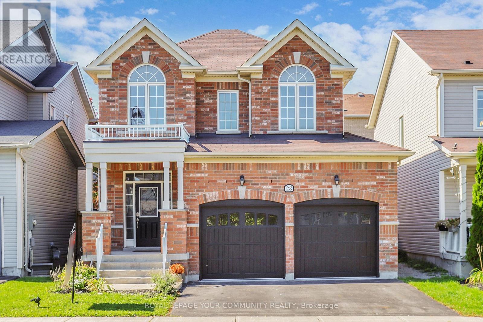 28 Fred Mason St, Georgina, ON L4P 0B7