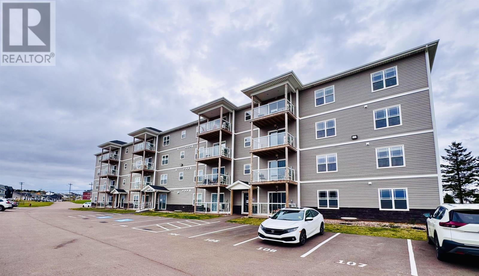 24 Gilbert Drive Unit 305, Charlottetown, PE C1C 0W2