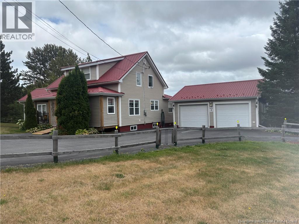 1760 St Peter Ave, Bathurst, NB E2A 7J4