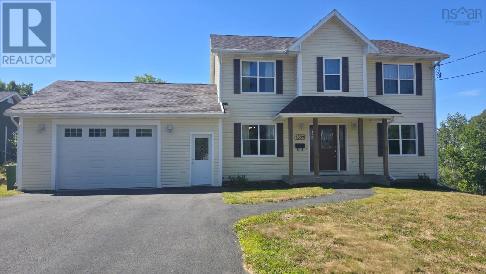 180 Birchview Cres, New Glasgow, NS B2H 5T5
