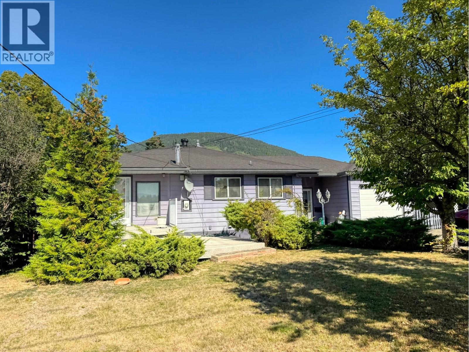 2400 Erickson St, Creston, BC V0B 1G5