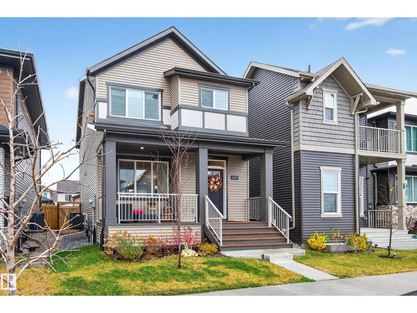 3847 Chrustawka Pl SW, Edmonton, AB T6W 4M9