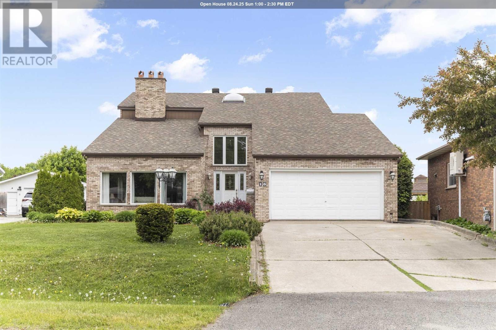 16 Charlotte Dr, Sault Ste. Marie, ON P6B 5S7